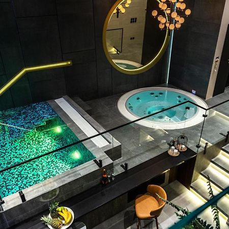 Marconio Wellness Private Pool & Spa - City Center ベオグラード エクステリア 写真