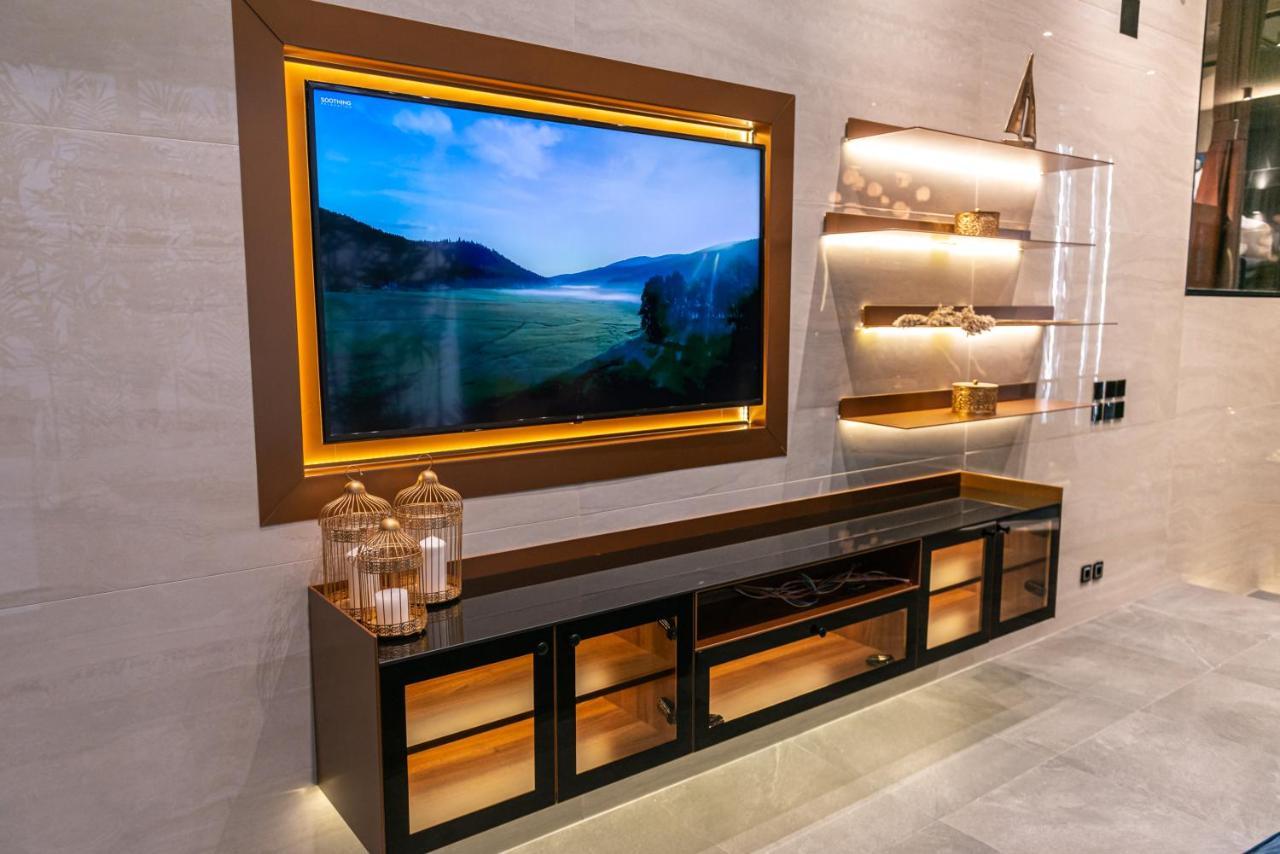 Marconio Wellness Private Pool & Spa - City Center ベオグラード エクステリア 写真